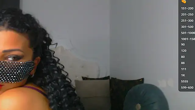 Snapshot of Turkish_Latina chatting on December 19, 2024, 10:00 pm Turkish Latina online show from December 19, 2024, 10:00 pm