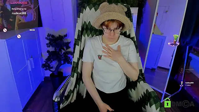 Snapshot of Melissa_Wells chatting on November 28, 2025, 9:06 pm Melissa Wells online show from November 28, 2025, 9:06 pm