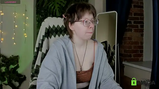 Snapshot of Melissa_Wells chatting on March 14, 2026, 8:36 pm Melissa Wells online show from March 14, 2026, 8:36 pm