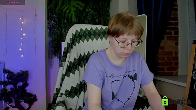 Snapshot of Melissa_Wells chatting on March 17, 2026, 8:56 pm Melissa Wells online show from March 17, 2026, 8:56 pm