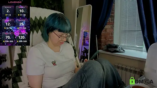 Snapshot of Melissa_Wells chatting on May 16, 2026, 12:07 am Melissa Wells online show from May 16, 2026, 12:07 am
