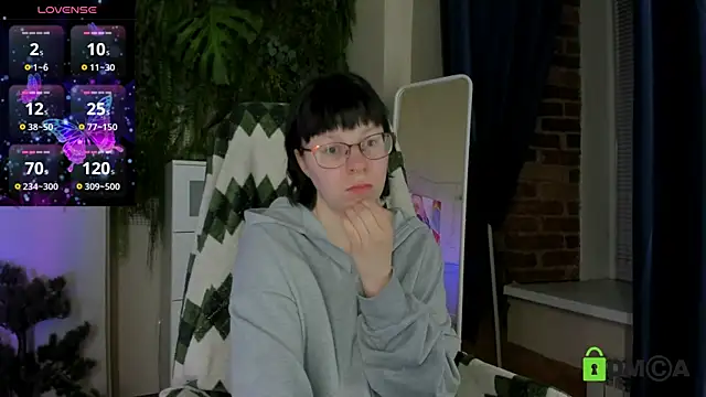 Snapshot of Melissa_Wells chatting on May 28, 2026, 9:23 pm Melissa Wells online show from May 28, 2026, 9:23 pm