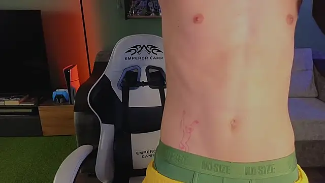 Snapshot of TeddyLiLboy chatting on October 15, 2025, 6:52 pm TeddyLiLboy online show from October 15, 2025, 6:52 pm