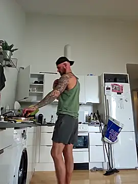 eltoulou online show from February 6, 2025, 1:21 pm