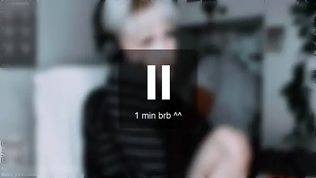 Snapshot of say_mary chatting on October 19, 2025, 4:51 pm say mary online show from October 19, 2025, 4:51 pm