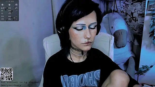 Snapshot of say_mary chatting on October 30, 2025, 3:35 pm say mary online show from October 30, 2025, 3:35 pm