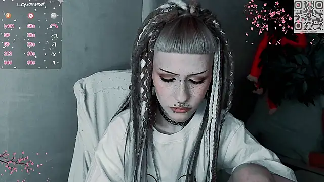 Snapshot of say_mary chatting on December 4, 2025, 11:41 am say mary online show from December 4, 2025, 11:41 am