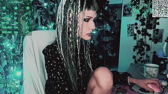 Snapshot of say_mary chatting on January 9, 2026, 10:33 pm say mary online show from January 9, 2026, 10:33 pm