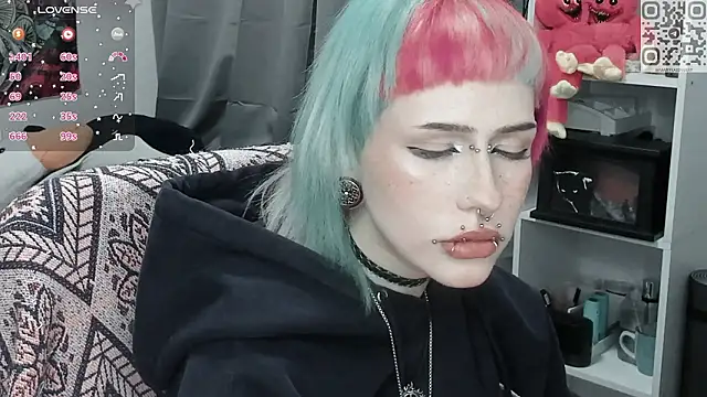 Snapshot of say_mary chatting on February 18, 2026, 12:45 pm say mary online show from February 18, 2026, 12:45 pm