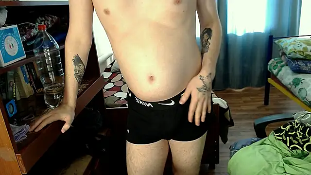 EvaMiron online show from February 20, 2025, 10:37 am