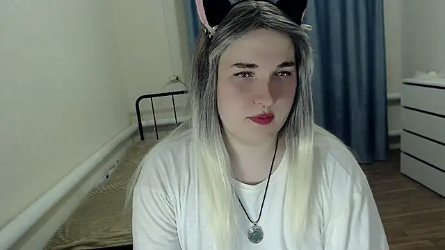 EvaMiron online show from July 11, 2026, 8:11 pm