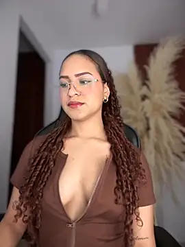 Snapshot of gretta_kler1 chatting on November 17, 2025, 10:15 pm gretta kler1 online show from November 17, 2025, 10:15 pm