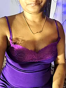 FANTASY QUEEN 07 online show from March 4, 2025, 5:56 pm