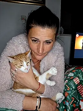 Snapshot of anaaamariaaaa chatting on March 9, 2026, 5:50 pm anaaamariaaaa online show from March 9, 2026, 5:50 pm