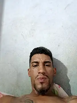 Snapshot of fieltoprj1 chatting on February 27, 2026, 1:05 am fieltoprj1 online show from February 27, 2026, 1:05 am