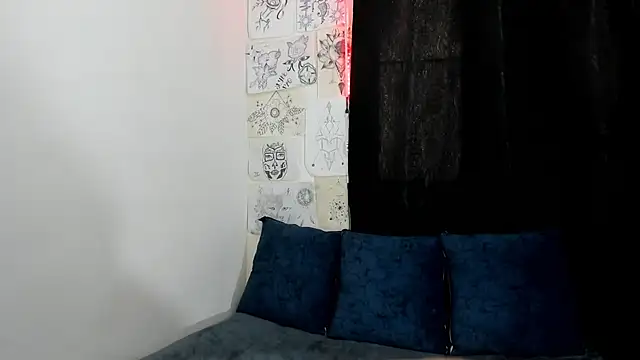 Snapshot of Keket_Smitth chatting on February 11, 2026, 8:25 pm Keket Smitth online show from February 11, 2026, 8:25 pm