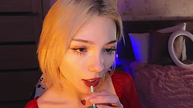 SandraBoyl online show from January 10, 2025, 4:12 am