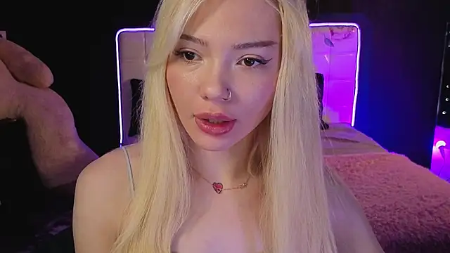 Snapshot of SandraBoyl chatting on November 29, 2025, 2:14 am SandraBoyl online show from November 29, 2025, 2:14 am