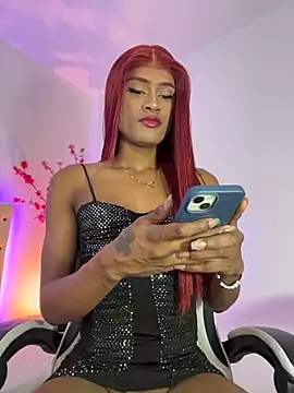 Snapshot of Elektra_Queen chatting on December 22, 2025, 12:57 pm Elektra Queen online show from December 22, 2025, 12:57 pm