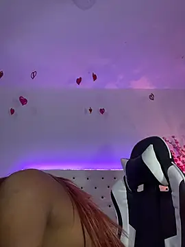 Snapshot of Elektra_Queen chatting on March 25, 2026, 1:17 pm Elektra Queen online show from March 25, 2026, 1:17 pm