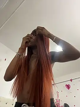 Snapshot of Elektra_Queen chatting on April 8, 2026, 1:00 pm Elektra Queen online show from April 8, 2026, 1:00 pm