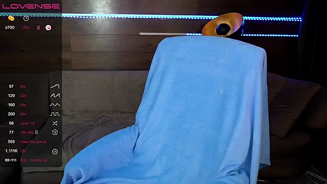 Snapshot of JasminJames chatting on March 13, 2025, 5:28 pm JasminJames online show from March 13, 2025, 5:28 pm