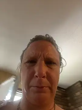 Snapshot of Everlyrose27 chatting on September 12, 2025, 4:29 pm Everlyrose27 online show from September 12, 2025, 4:29 pm