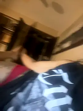 Snapshot of Everlyrose27 chatting on October 4, 2025, 4:21 am Everlyrose27 online show from October 4, 2025, 4:21 am