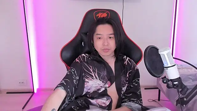 Snapshot of wexlee7 chatting on October 3, 2025, 11:18 am wexlee7 online show from October 3, 2025, 11:18 am