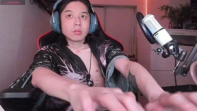 Snapshot of wexlee7 chatting on February 8, 2026, 9:40 pm wexlee7 online show from February 8, 2026, 9:40 pm