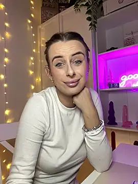 Hii Lolla online show from December 20, 2024, 3:21 pm