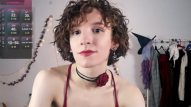 Snapshot of Violet_Veliya chatting on December 5, 2025, 4:47 pm Violet Veliya online show from December 5, 2025, 4:47 pm