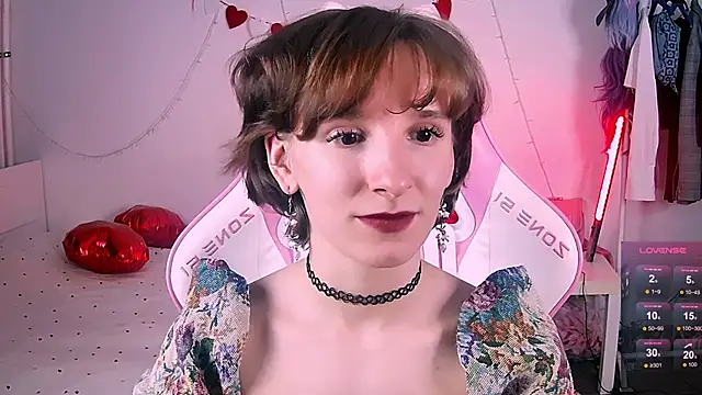 Snapshot of Violet_Veliya chatting on February 17, 2026, 4:02 pm Violet Veliya online show from February 17, 2026, 4:02 pm