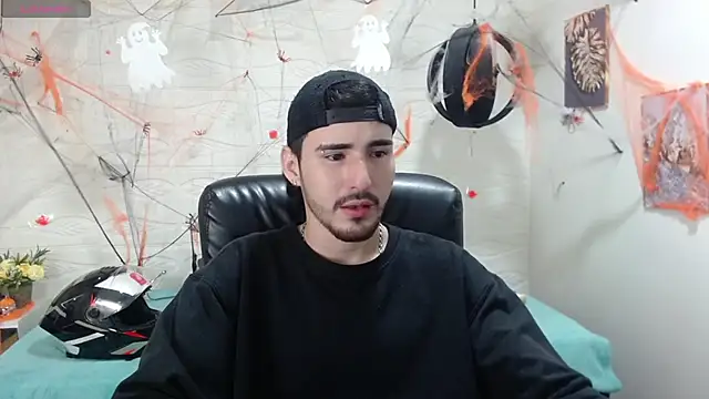 DmitriSanders online show from December 6, 2024, 9:24 pm