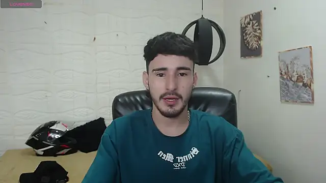 DmitriSanders online show from December 14, 2024, 7:03 pm