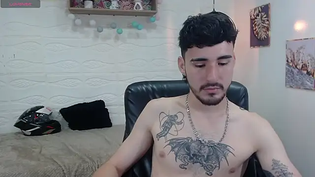 DmitriSanders online show from January 14, 2025, 11:48 pm