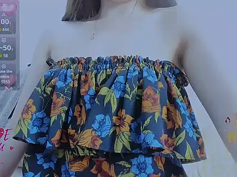 Linh diudang online show from November 24, 2025, 3:28 am