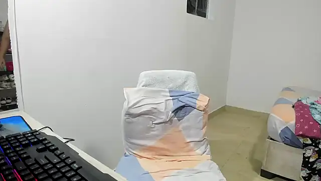 big small h0rny  online show from March 6, 2026, 12:18 am