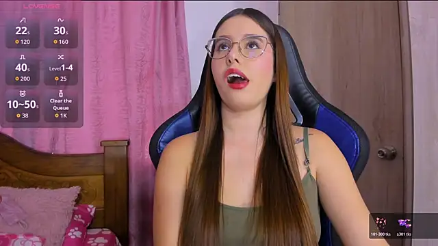 Snapshot of ParisShayk chatting on November 14, 2025, 6:17 pm ParisShayk online show from November 14, 2025, 6:17 pm