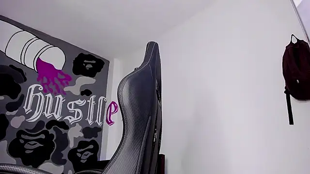 Snapshot of BRYXXXON1 chatting on February 20, 2026, 7:54 am BRYXXXON1 online show from February 20, 2026, 7:54 am