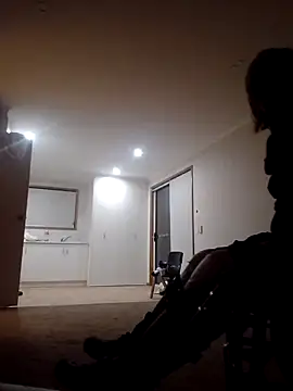 mollymay69 online show from October 6, 2025, 10:23 am