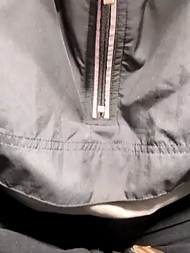 Snapshot of Dogz_n_daugthers chatting on December 4, 2024, 1:20 pm Dogz n daugthers online show from December 4, 2024, 1:20 pm