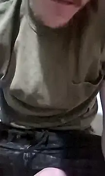 Snapshot of Dogz_n_daugthers chatting on December 15, 2024, 9:09 pm Dogz n daugthers online show from December 15, 2024, 9:09 pm