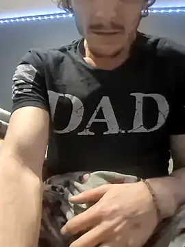 Dogz n daugthers online show from January 19, 2025, 10:39 pm