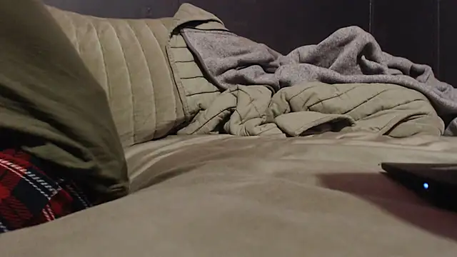 Snapshot of Dogz_n_daugthers chatting on January 21, 2025, 12:46 am Dogz n daugthers online show from January 21, 2025, 12:46 am