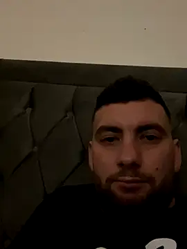 balamuc97 online show from December 3, 2025, 8:29 pm