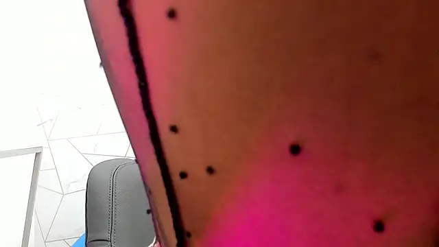 Cloeandtyfanny online show from September 13, 2025, 8:41 pm