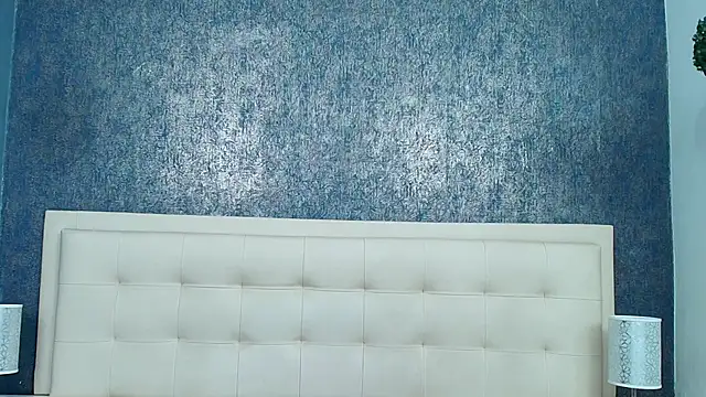 Cloeandtyfanny online show from January 12, 2026, 1:00 am