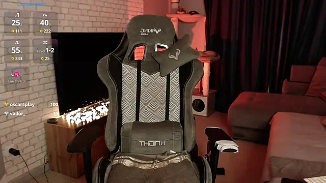 LeoPaulini online show from March 10, 2025, 1:43 pm