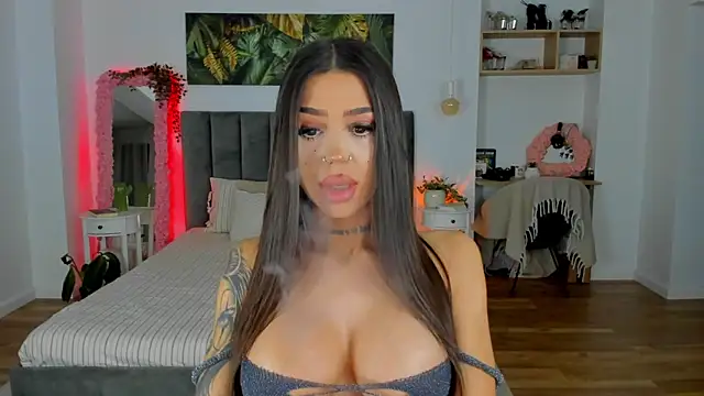 Fancy Jenn online show from November 13, 2025, 8:19 pm